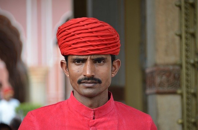 ‌‌‌गर्दन पर सवार होना मुहावरे पर कहानी Idiom story